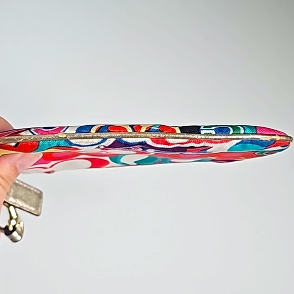 PICK ANY 3 | Coach Poppy “Daisy” graffiti - Picture 4 of 14